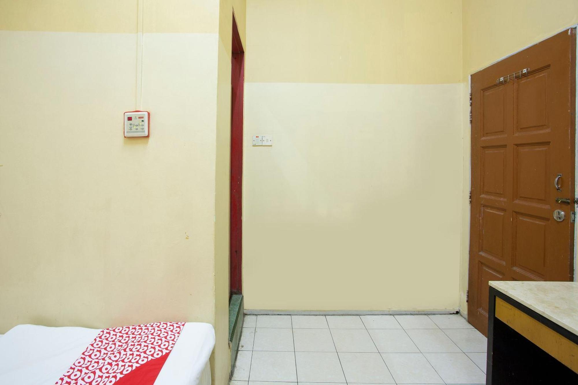 Spot On 90137 Casavilla Hotel Pudu Kuala Lumpur Eksteriør billede