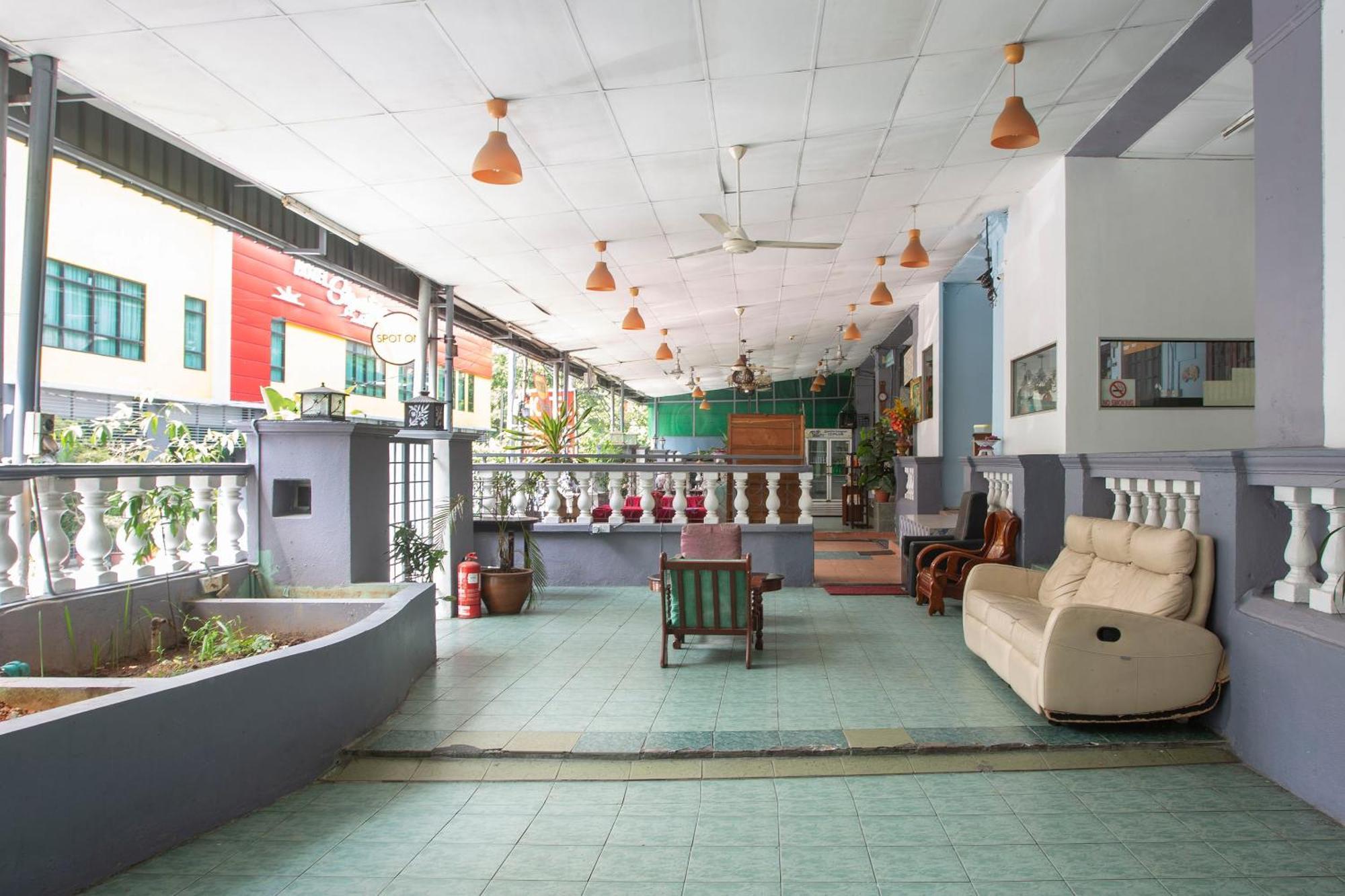 Spot On 90137 Casavilla Hotel Pudu Kuala Lumpur Eksteriør billede
